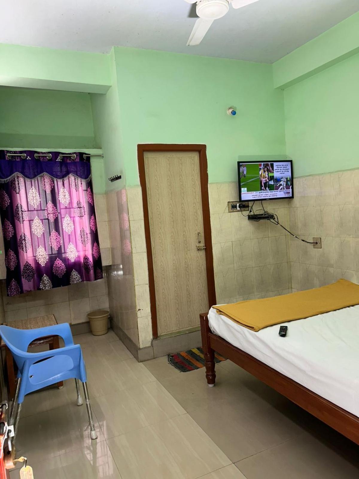 Hotel Chola Lodge Arantangi Luaran gambar
