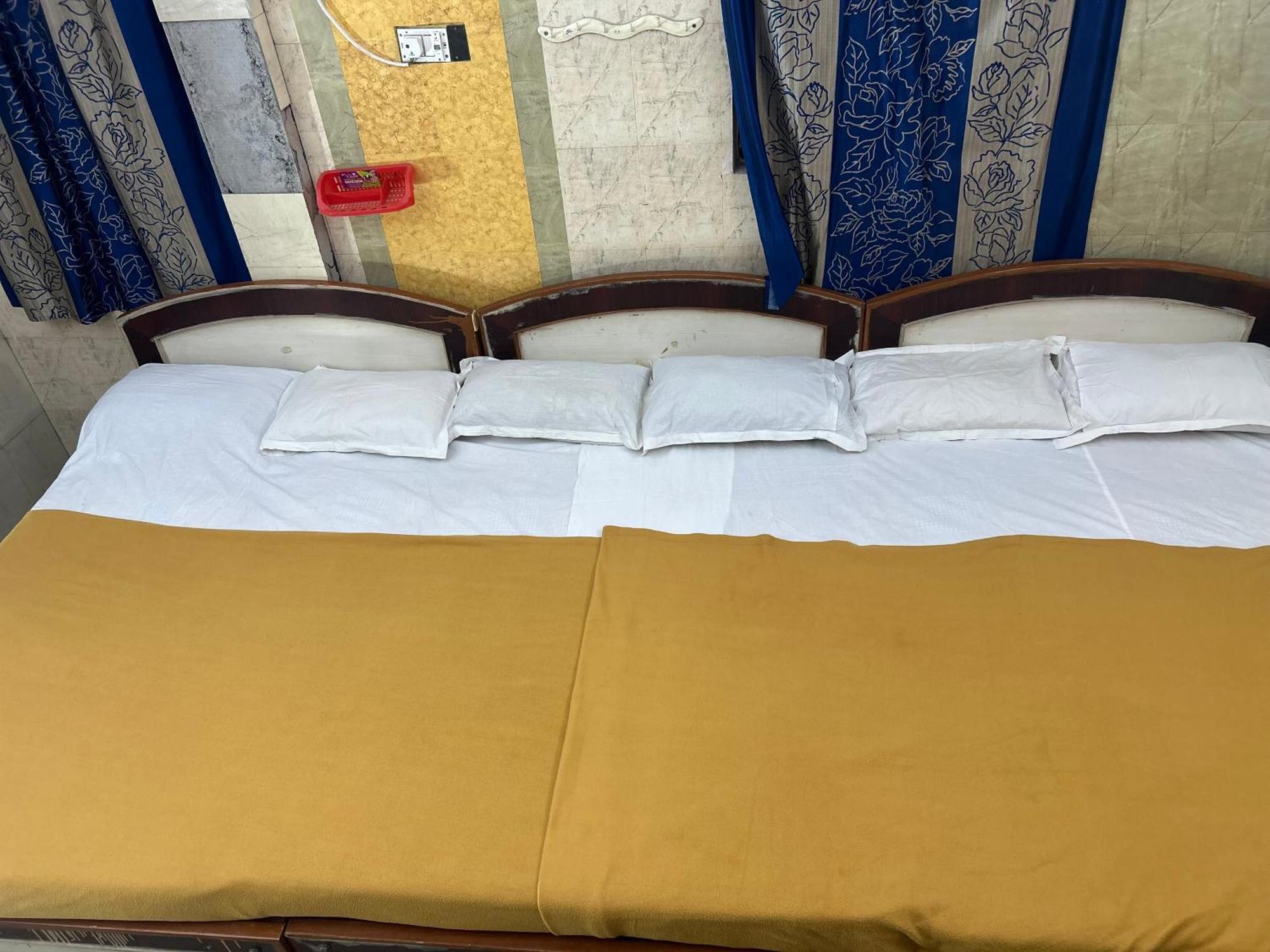 Hotel Chola Lodge Arantangi Luaran gambar