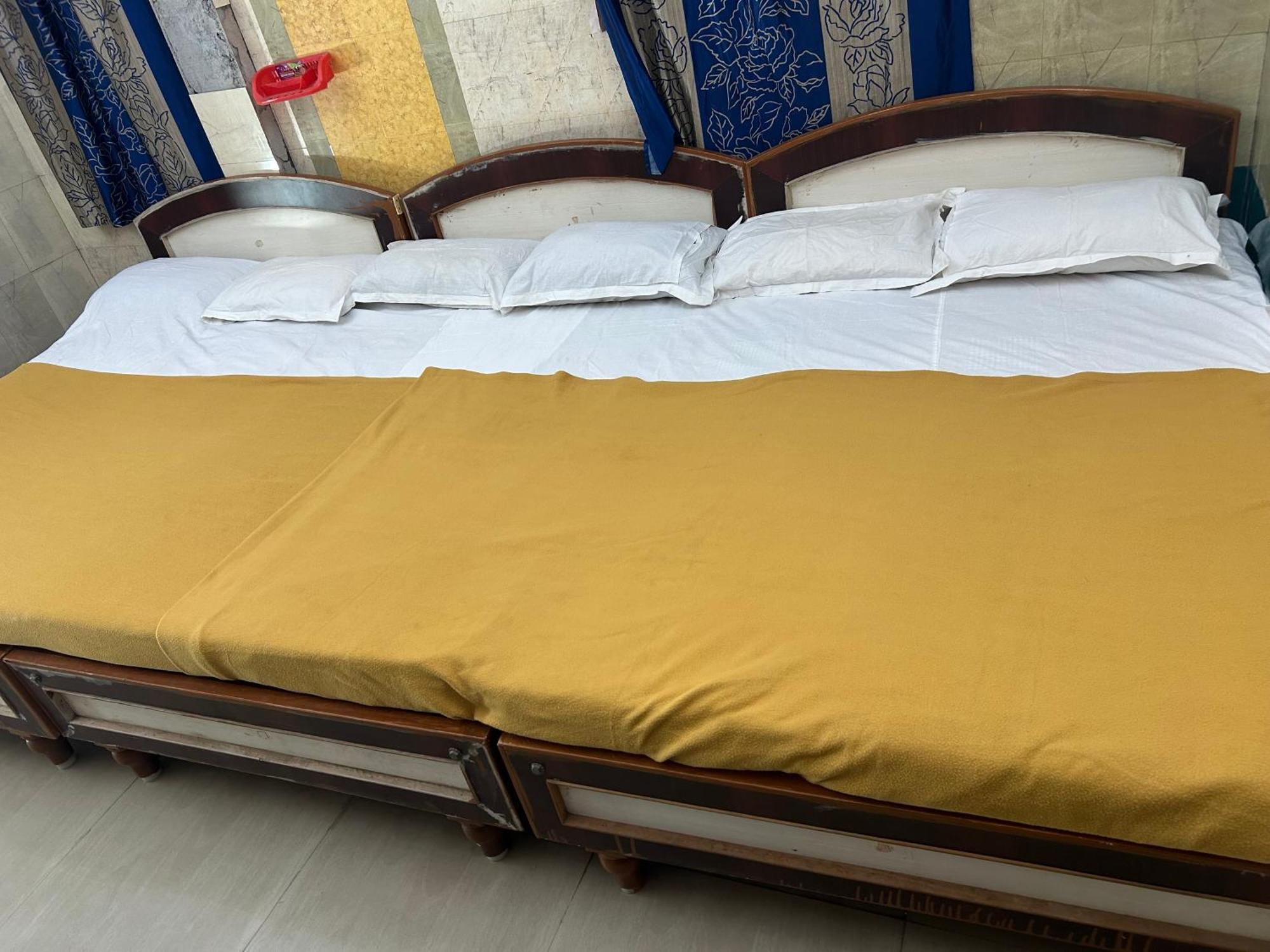 Hotel Chola Lodge Arantangi Luaran gambar