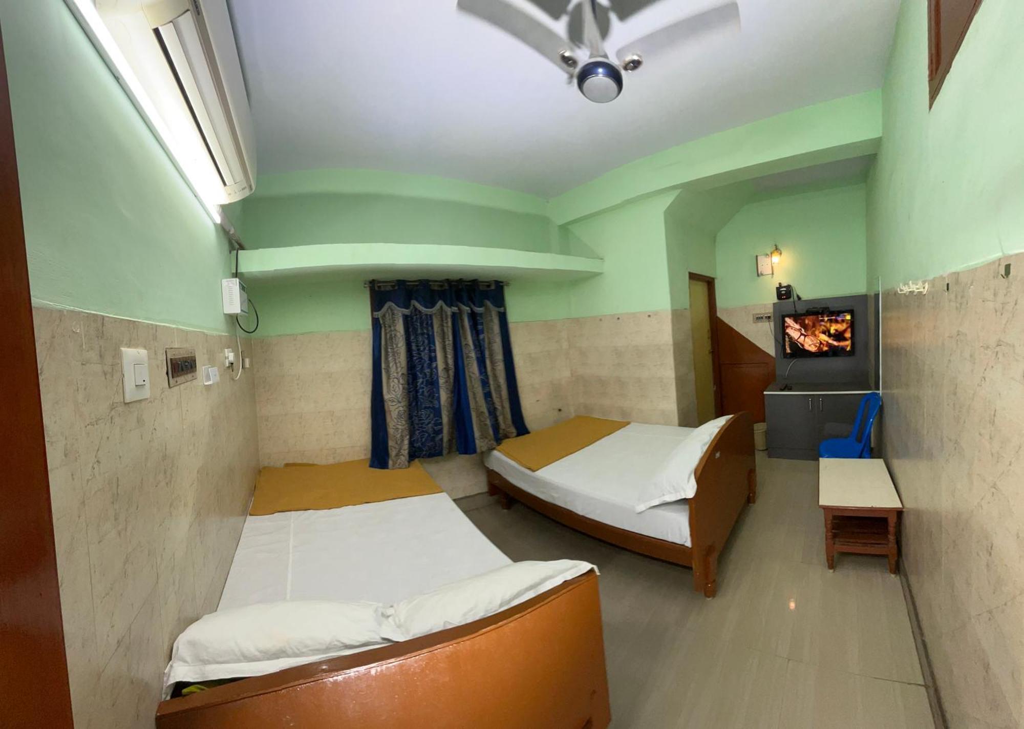 Hotel Chola Lodge Arantangi Luaran gambar