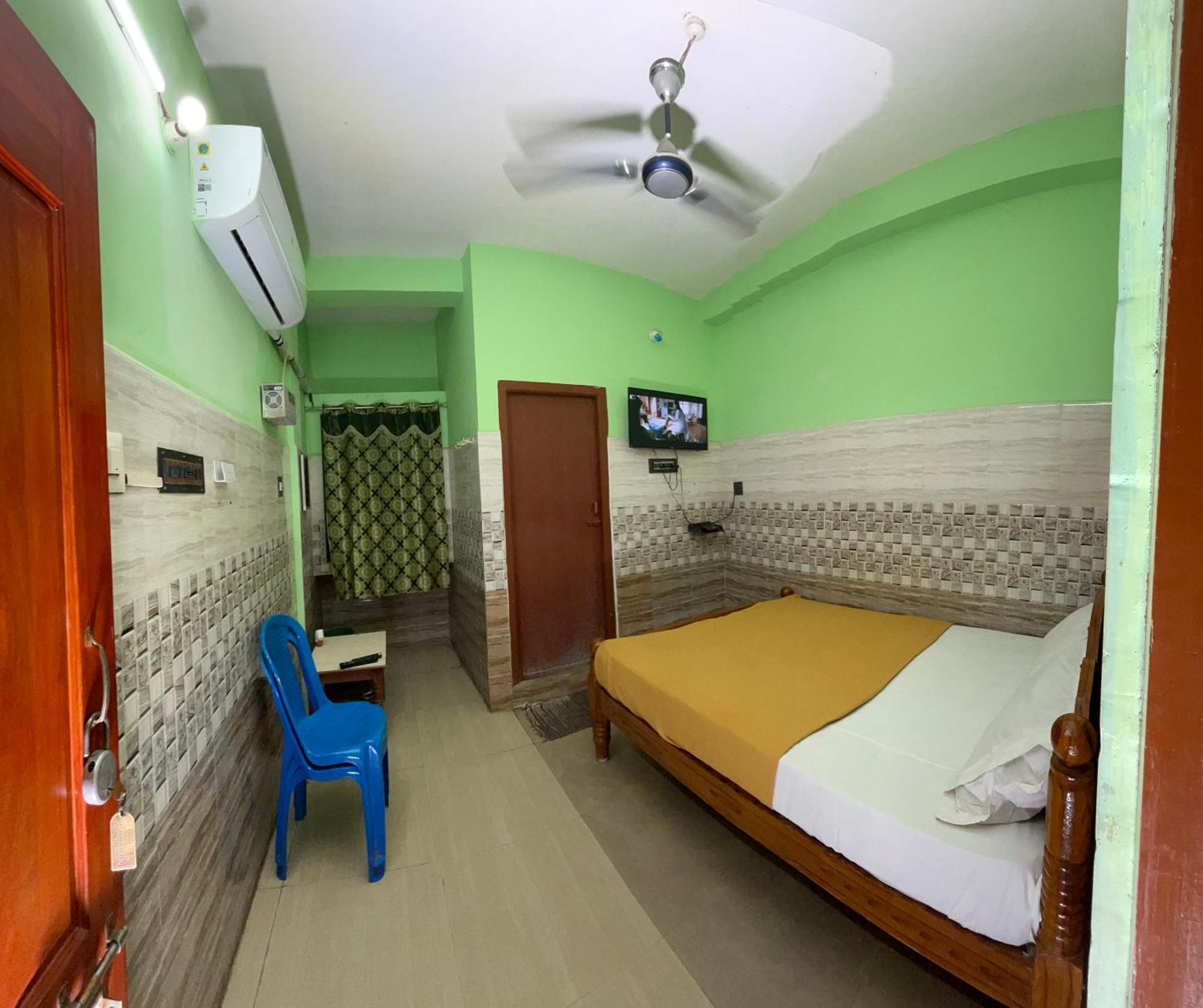 Hotel Chola Lodge Arantangi Luaran gambar