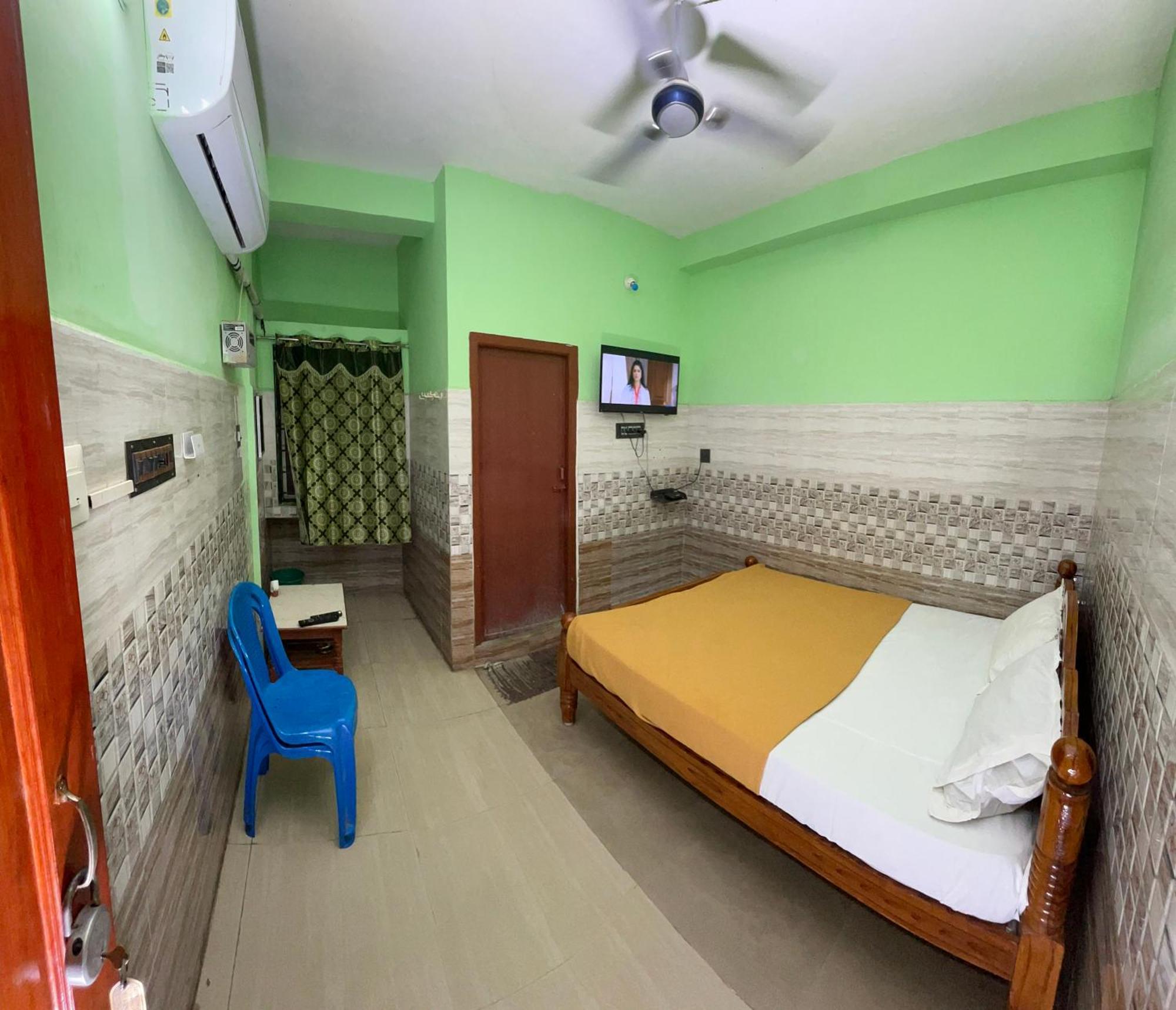 Hotel Chola Lodge Arantangi Luaran gambar