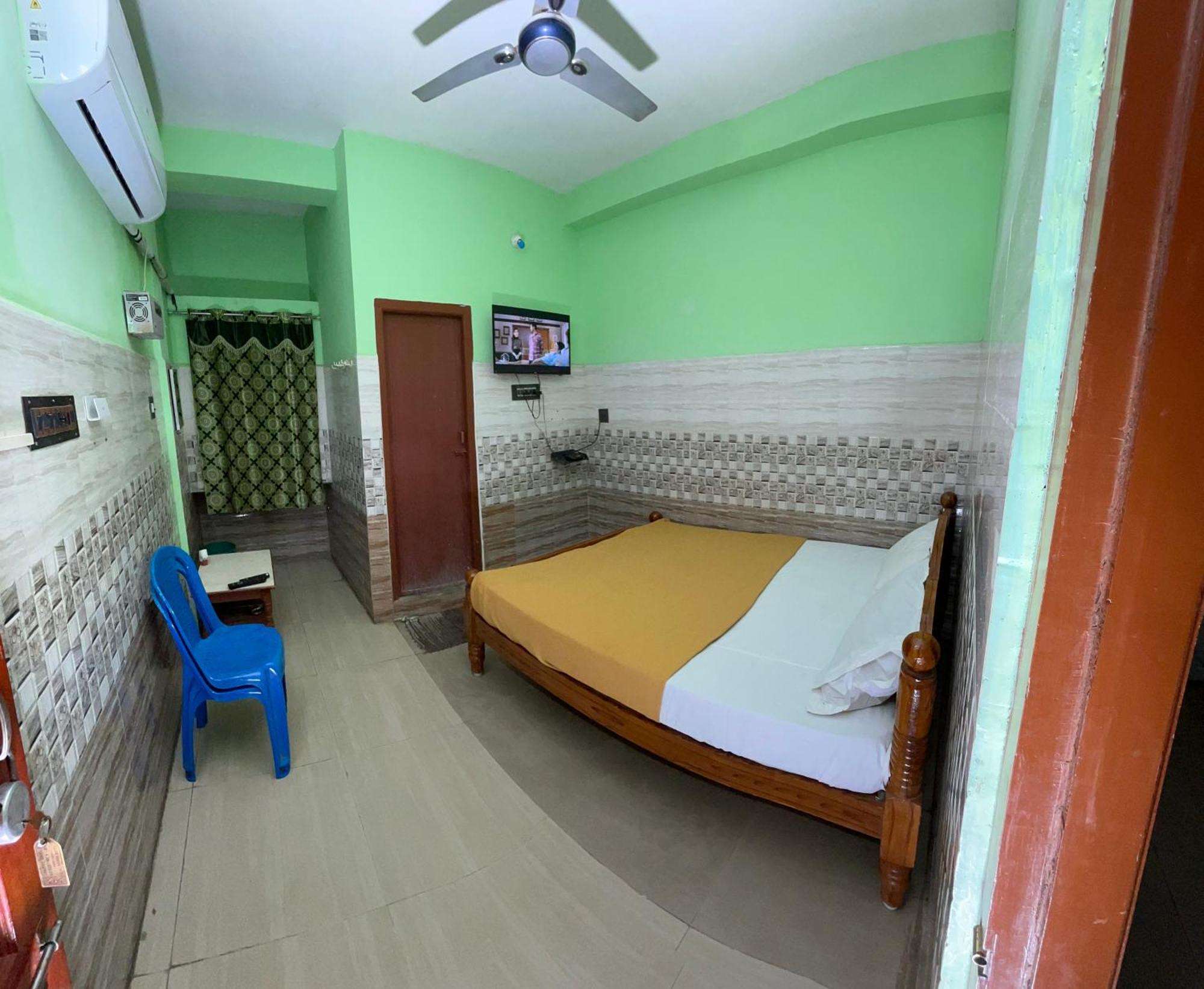 Hotel Chola Lodge Arantangi Luaran gambar